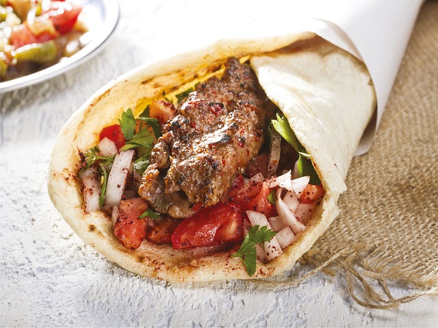 kebab-meat-sandwich-7414529_640